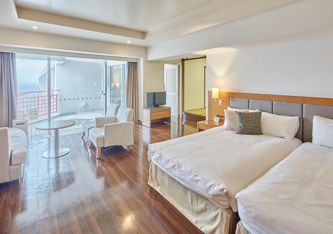 Hotel Mahaina Wellness Resorts Окинава Экстерьер фото