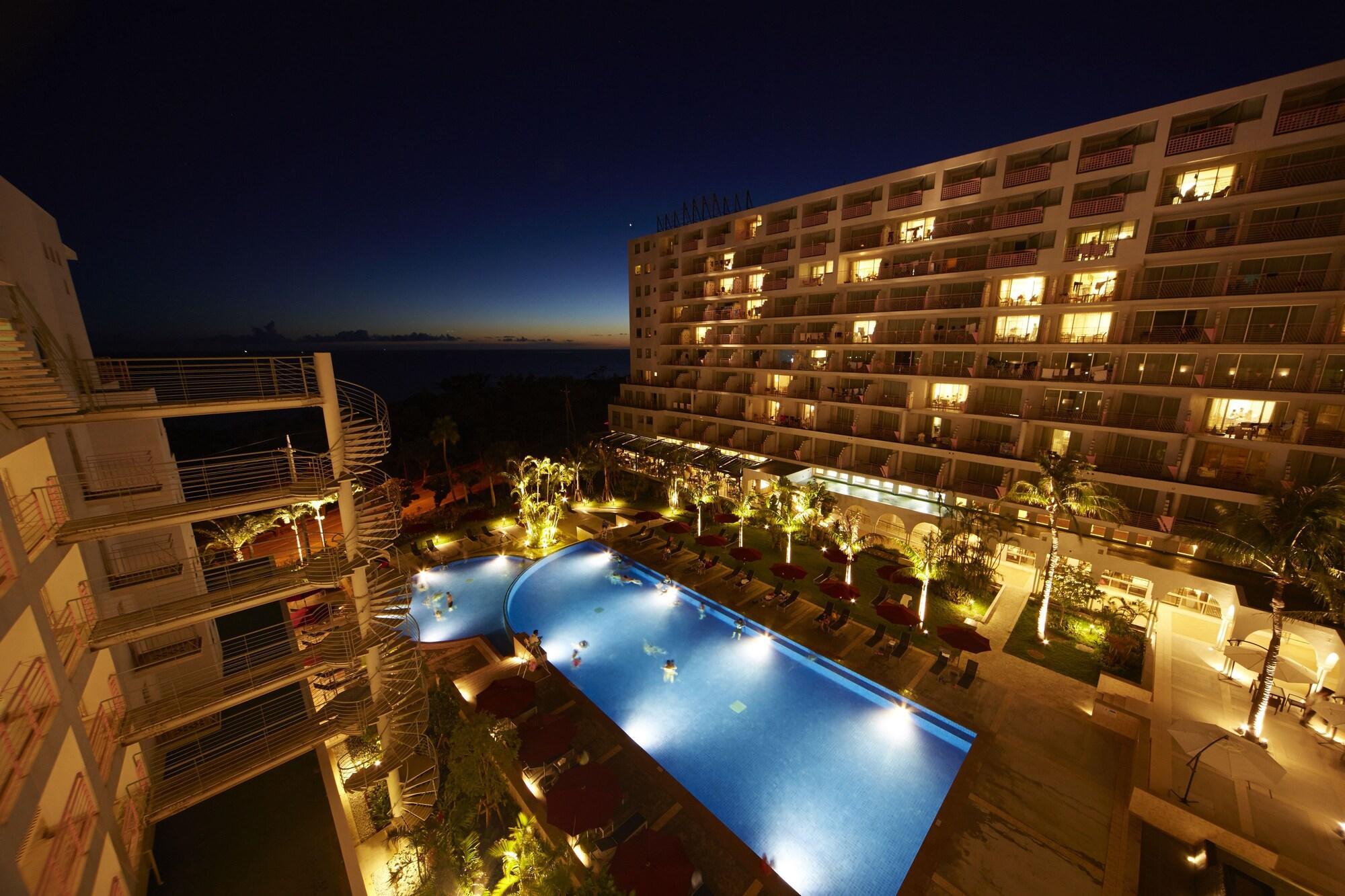 Hotel Mahaina Wellness Resorts Окинава Экстерьер фото